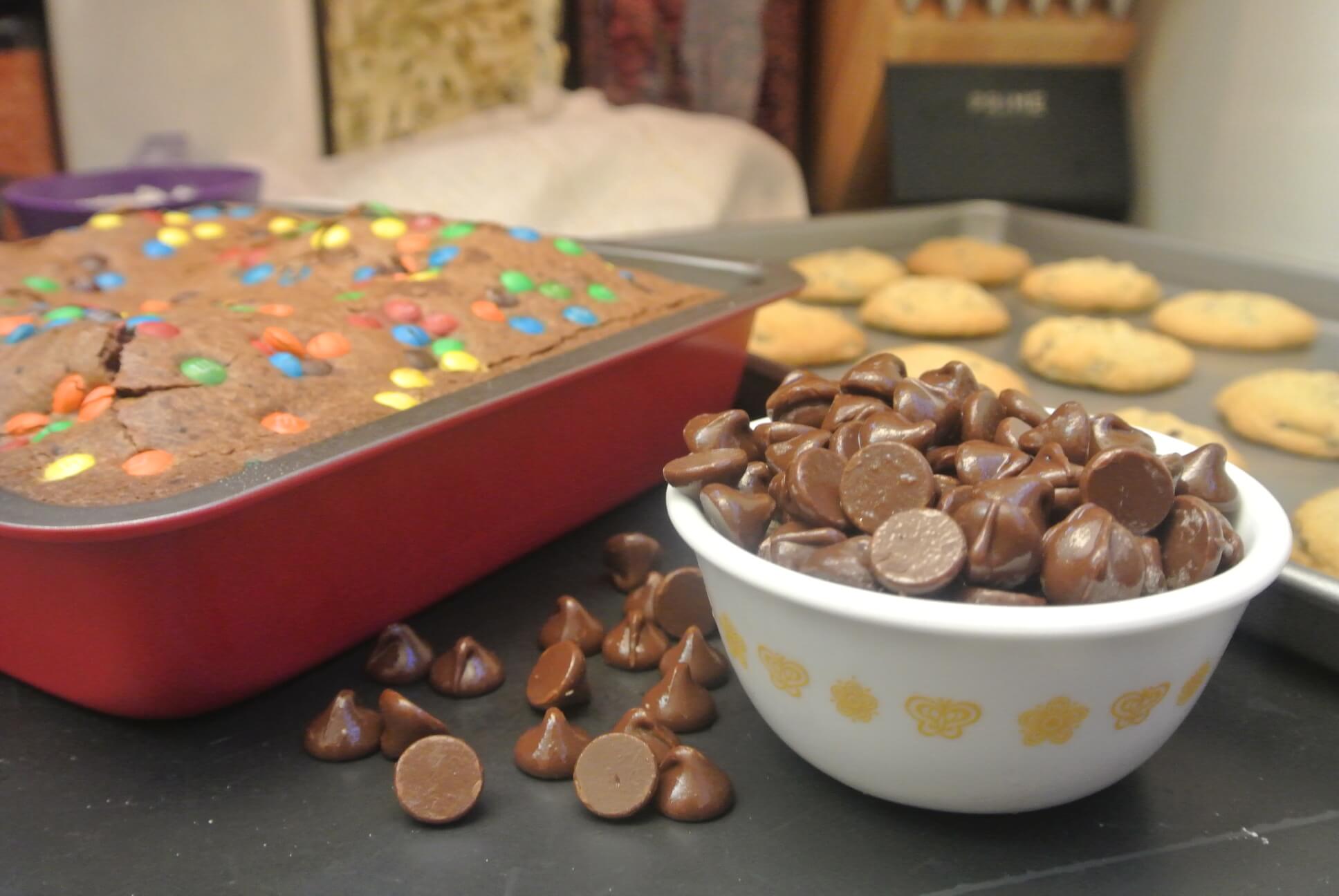 4) M&M Brownies and Chocolate Chip Cookies with Baker’s Secret Bake & Serve: